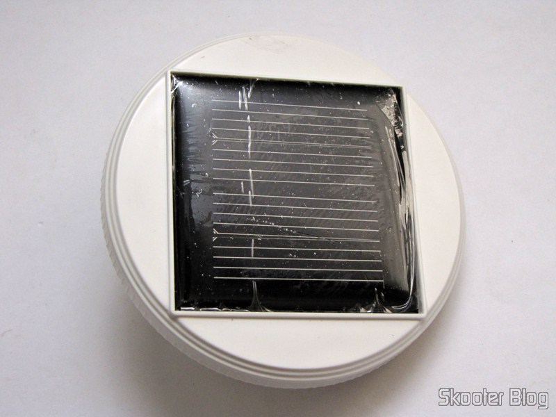 A célula solar da Lâmpada Cerâmica Decorativa com Luz Multicolorida, Alimentada com Energia Solar, com Padrão de Folha de Maple, Branca A célula solar da Lâmpada Cerâmica Decorativa com Luz Multicolorida, Alimentada com Energia Solar, com Padrão de Folha de Maple, Branca