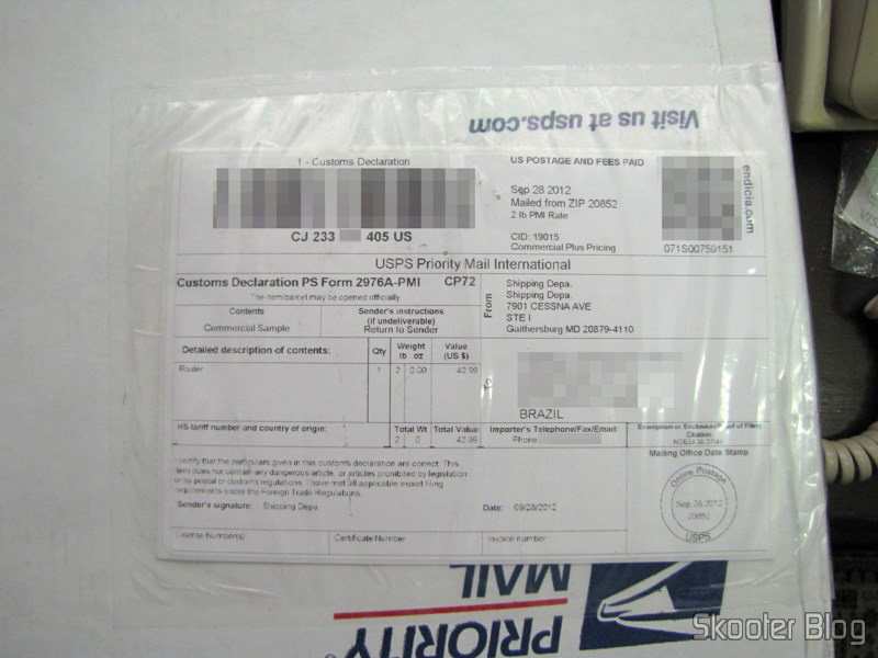 eBay: Roteador Wireless Gigabit 1300Mbps ASUS RT-AC66U (ASUS RT-AC66U 1300 Mbps Gigabit Wireless Router) 2 Caixa da USPS com o Roteador Wireless Gigabit 1300Mbps ASUS RT-AC66U (ASUS RT-AC66U 1300 Mbps Gigabit Wireless Router)