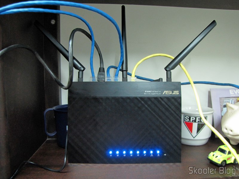 eBay: Roteador Wireless Gigabit 1300Mbps ASUS RT-AC66U (ASUS RT-AC66U 1300 Mbps Gigabit Wireless Router) 12 Roteador Wireless Gigabit 1300Mbps ASUS RT-AC66U (ASUS RT-AC66U 1300 Mbps Gigabit Wireless Router) em funcionamento