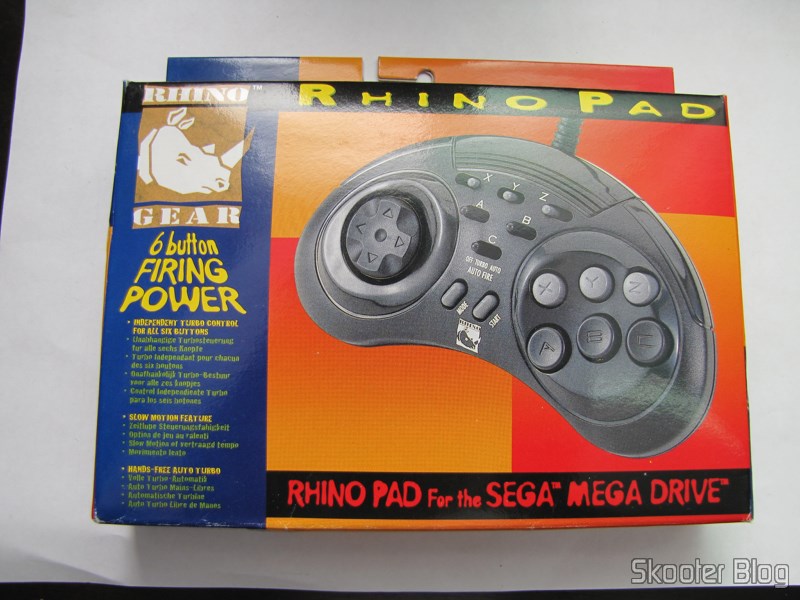 Consolegoods.co.uk: Controladores de 6 Botões ASCII 'Rhino' para Mega Drive (Mega Drive ASCII 'Rhino' 6 button controller) 4 Controlador de 6 Botões ASCII 'Rhino' para Mega Drive (Mega Drive ASCII 'Rhino' 6 button controller) em sua caixa