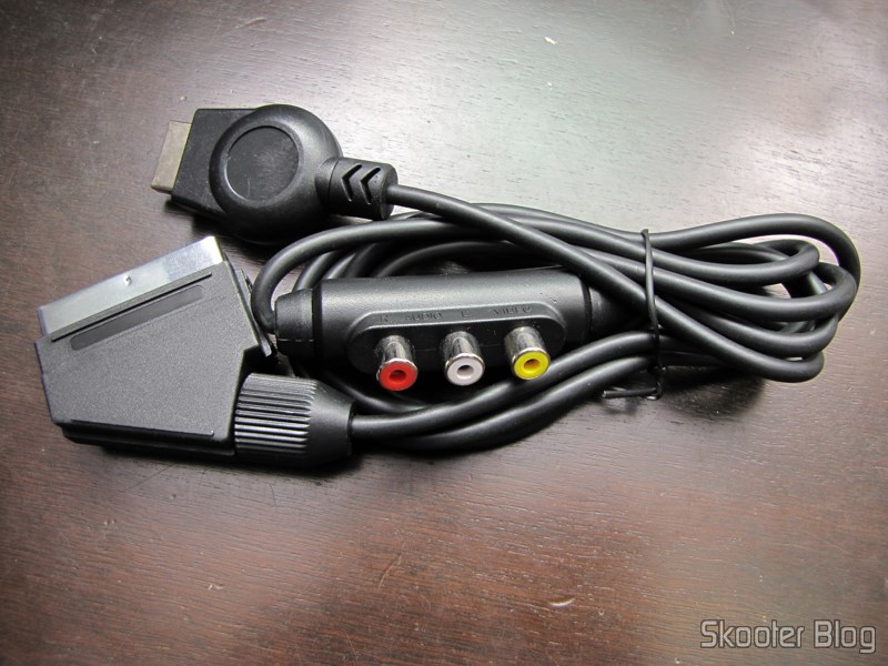 Play-Asia: Cabo SCART RGB para Playstation 1/2 com Áudio e Saída para Guncon (RGB Cable with Audio and Guncon output) 7 Cabo SCART RGB para Playstation 1/2 com Áudio e Saída para Guncon (RGB Cable with Audio and Guncon output)