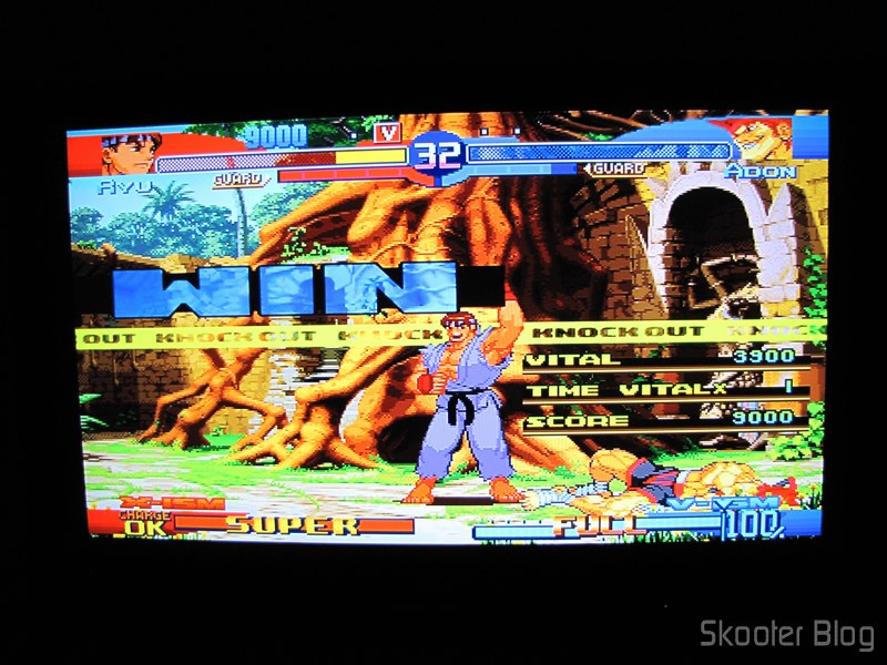 Play-Asia: Cabo SCART RGB para Playstation 1/2 com Áudio e Saída para Guncon (RGB Cable with Audio and Guncon output) 31 Imagem do Playstation One com o Cabo SCART RGB para Playstation 1/2 com Áudio e Saída para Guncon (RGB Cable with Audio and Guncon output)