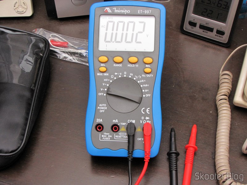 DealExtreme (DX): Multímetro Digital Minipa ET-997 com LCD de 3.0" (Tensão + Corrente + Resistência + Temperatura / 1*6F22) (ET-997 3.0" LCD Handheld Digital Multimeter (Voltage + Current + Resistance + Temperature / 1*6F22)) 19 Multímetro Digital Minipa ET-997 com LCD de 3.0" (Tensão + Corrente + Resistência + Temperatura / 1*6F22) (ET-997 3.0" LCD Handheld Digital Multimeter (Voltage + Current + Resistance + Temperature / 1*6F22))