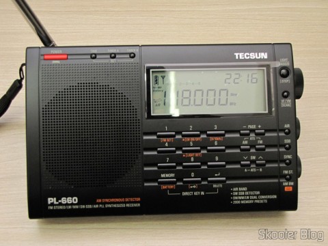 eBay: Radio Multi-Banda Mundial Tecsun PL-660 FM, AM (Ondas Médias), Ondas Curtas, Ondas Longas e Escuta Aeronáutica (TECSUN PL-660 (Black) AIR/FM/SW/MW/LW World Band Radio) 12 Radio Multi-Banda Mundial Tecsun PL-660 FM, AM (Ondas Médias), Ondas Curtas, Ondas Longas e Escuta Aeronáutica (TECSUN PL-660 (Black) AIR/FM/SW/MW/LW World Band Radio) sintonizando escuta aeronáutica