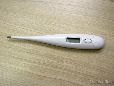 Termômetro Corporal Digital (32~42º C) (Body Temperature Thermometer (32~42′C))