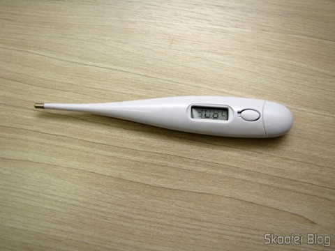 Termômetro Corporal Digital (32~42º C) (Body Temperature Thermometer (32~42′C)), após uma medição