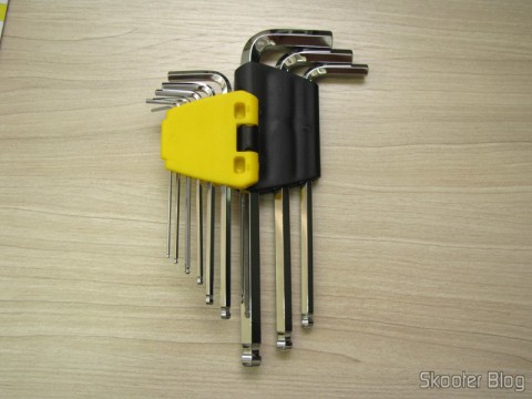 Conjunto de 9 Chaves Allen com Cabeça de Bola Rewin (Rewin Hex Wrench with Ball Head (9-Piece))