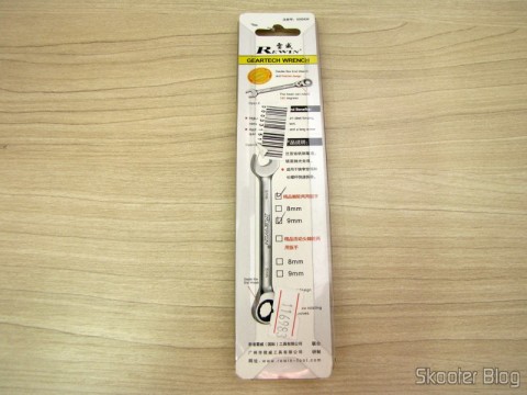 DealExtreme (DX): Chaves Combinadas (Chaves de Boca) com Catraca Articulada Aço Cromo-Vanádio REWIN 9mm, 13mm, 14mm, e 15mm 8 Chave Combinada (Chave de Boca) com Catraca Aço Cromo-Vanádio 9mm REWIN (Chrome Vanadium Steel Ratchet Combination Spanner Wrench (9mm)), em sua embalagem