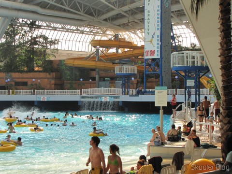 Praia Artificial no West Edmonton Mall
