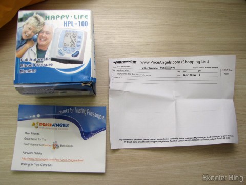 PriceAngels: Outra Opção para Compras direto de Hong Kong 7 Monitor de Pressão Arterial de Pulso Totalmente Automático (Fully Automatic Wrist Blood Pressure Pulse Monitor) em sua embalagem, invoice e cartão da PriceAngels