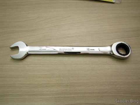 DealExtreme (DX): Chave Combinada (Chave de Boca) com Catraca Aço Cromo-Vanádio 16mm REWIN (Chrome Vanadium Steel Ratchet Combination Spanner Wrench (16mm)) 10 Chave Combinada (Chave de Boca) com Catraca Aço Cromo-Vanádio 16mm REWIN (Chrome Vanadium Steel Ratchet Combination Spanner Wrench (16mm))