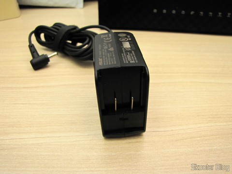 Fonte de alimentação do Roteador ASUS RT-AC68U Dual Band Gigabit Router 802.11ac Wireless-AC1900