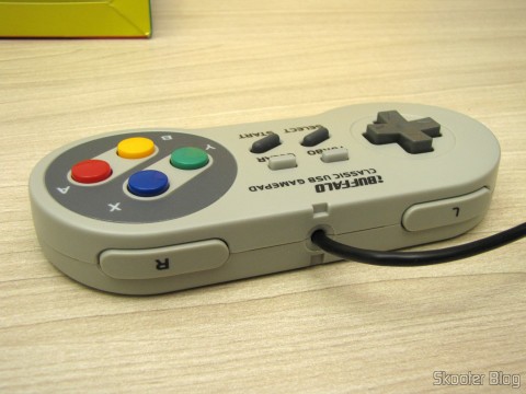 Mariio128: Gamepad de Super Nintendo (SNES) para PC Buffalo (Super Nintendo Famicom SNES Gamepad for PC (PC) (BUFFALO)) 16 Botões L e R no Gamepad de Super Nintendo (SNES) para PC Buffalo (Super Nintendo Famicom SNES Gamepad for PC (PC) (BUFFALO))