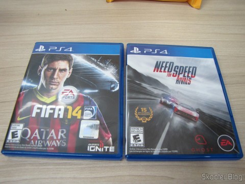 Fifa 14 (PS4) (US) e Need For Speed Rivals (PS4) (US)