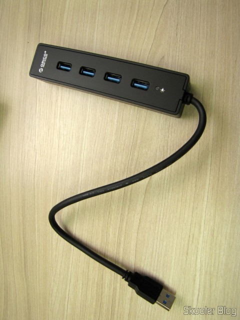 Hub USB 3.0 com 4 portas ORICO W8PH4-U3 (ORICO W8PH4-U3 4-HUB USB 3.0 Hub - Black)