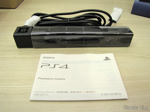 Câmera do Playstation 4 (Playstation 4 Camera) e manual de instruções