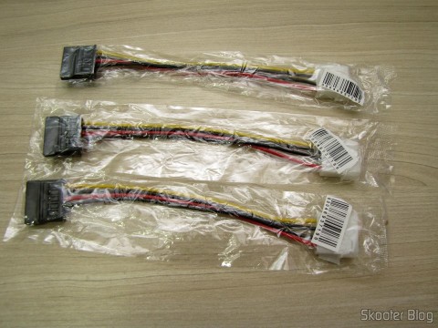 3 Adaptadores de Energia MOLEX para SATA c/ 15cm (SATA Power Cable (15cm))