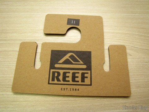 Parte da embalagem do Par de Chinelos Reef X-S Masculino (Reef Men's X-S Flip Flop)