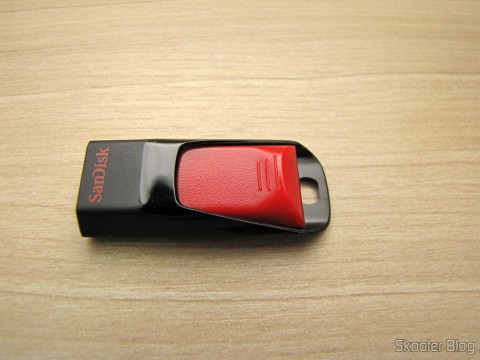 SanDisk Cruzer Edge 64 GB USB Flash Drive