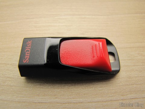 SanDisk Cruzer Edge 64 GB USB Flash Drive