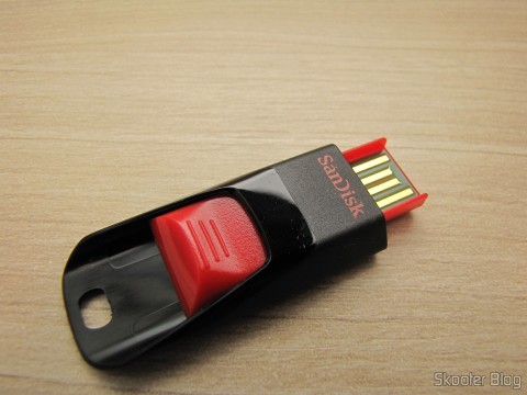 SanDisk Cruzer Edge 64 GB USB Flash Drive