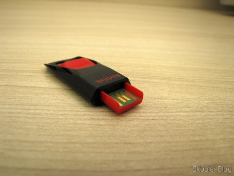 SanDisk Cruzer Edge 64 GB USB Flash Drive