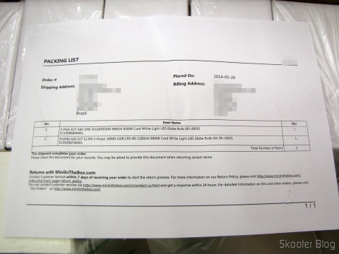 Invoice dentro do Pacote da MiniInTheBox com as 6 lâmpadas LED