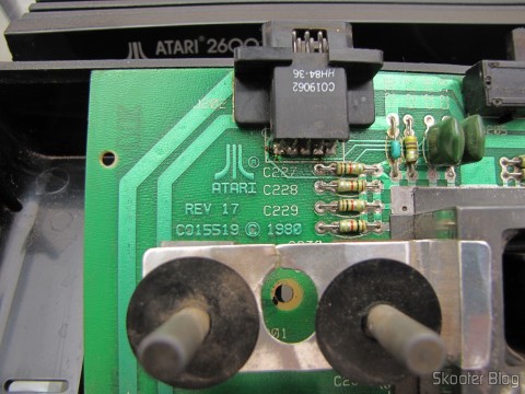 A placa do Atari 2600, na revisão 17