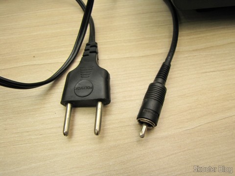Plug de energia e plug de RF do Atari 2600