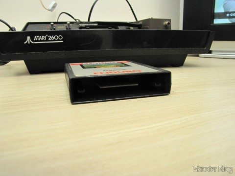 Cartucho Enduro que acompanha o Atari 2600