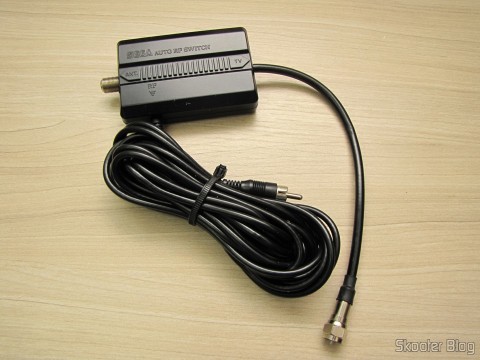 Cabo de RF e comutador automático do Sega Genesis