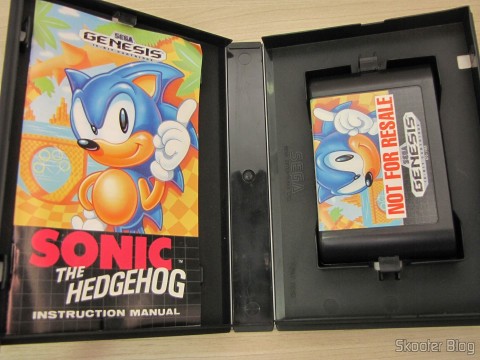Cartucho e manual do Sonic The Hedgehog