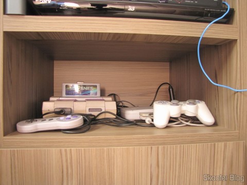 Super Nintendo agora recebe o Playstation One como companheiro de nicho