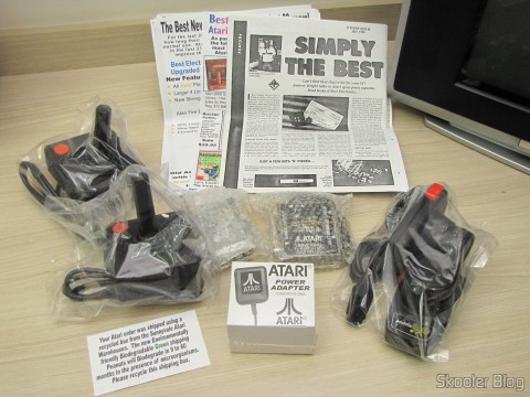 Os acessórios do Atari 2600, ainda lacrados