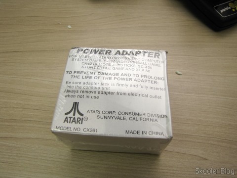 Atari US 2600/2600A/2600JR Power Adapter, na embalagem lacrada