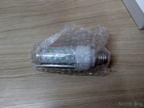Lâmpada LED XYT 10W SMD 42×5630 Branca 6500K 1000 lúmens E27 85~265V AC