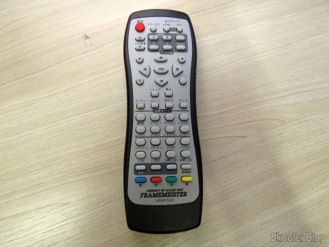 Controle Remoto do Framemeister XRGB Mini, com todo o texto em japonês