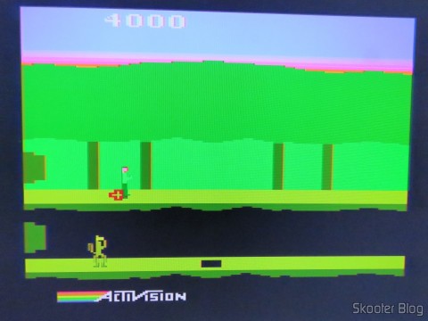 Pitfall II no Atari 2600 via Framemeister, sem artefatos após sincronizar novamente