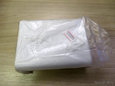 XIAOMI Genuine 10400mAh USB Mobile Power Source Bank w/ 4-LED Indicators - Silver + White em sua embalagem