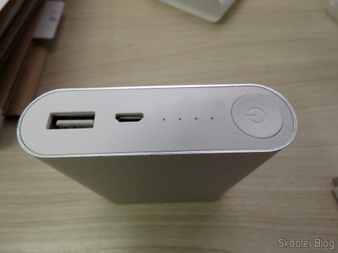 XIAOMI Genuine 10400mAh USB Mobile Power Source Bank w/ 4-LED Indicators - Silver + White