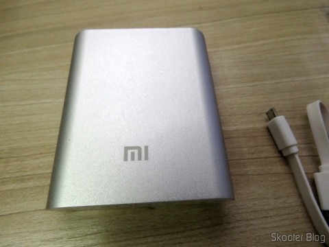 XIAOMI Genuine 10400mAh USB Mobile Power Source Bank w/ 4-LED Indicators - Silver + White