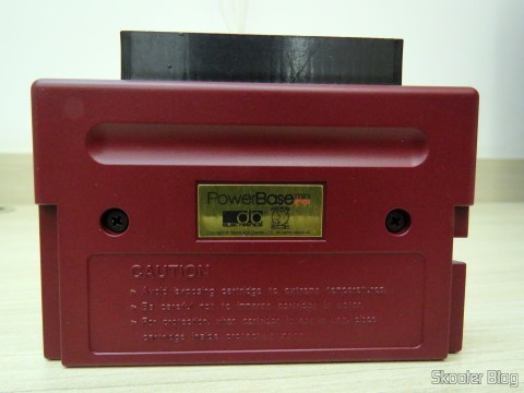 Parte traseira do PowerBase Mini FM