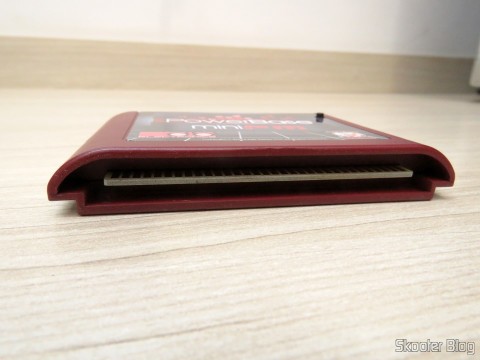 Parte inferior do PowerBase Mini FM, para conectar no Mega Drive