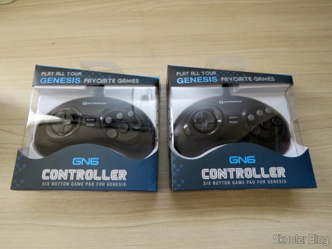 Stone Age Gamer: Genesis "GN6" Controller (Hyperkin) 10 Os dois Genesis "GN6" Controller (Hyperkin), em suas embalagens