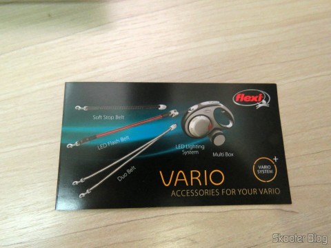 Guia Retrátil de Fita para Cães Flexi Vario M - 25 Kg - Original da Alemanha 13 Folheto com acessórios da Guia Retrátil de Fita para Cães Flexi Vario M - 25 Kg - Original da Alemanha