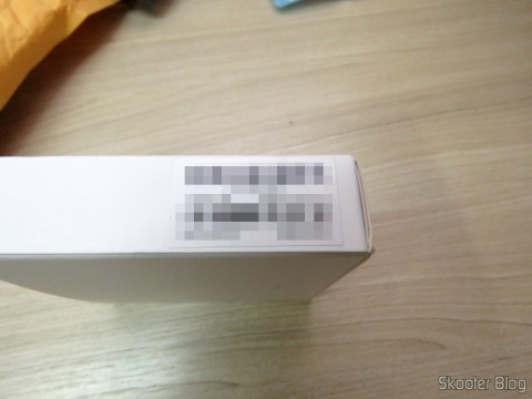 XIAOMI Genuine 10400mAh USB Mobile Power Source Bank w/ 4-LED Indicators – Silver + White, em sua embalagem