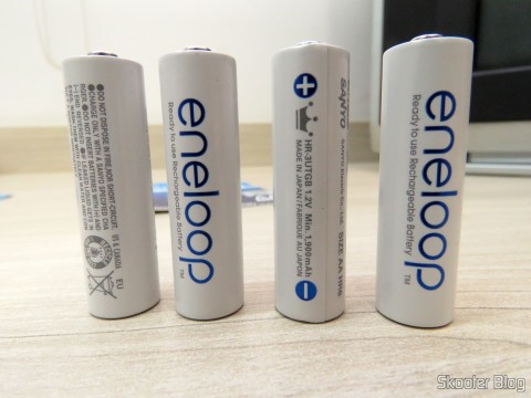 4 Pilhas Recarregáveis AA NiMH 1.2V 1900mAh Sanyo Eneloop Genuínas