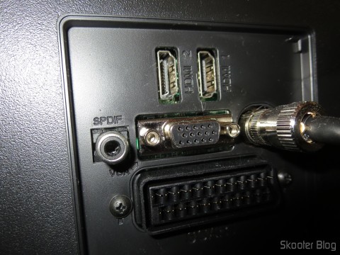 TV Irlandesa com entradas HDMI, SPDIF, VGA e SCART