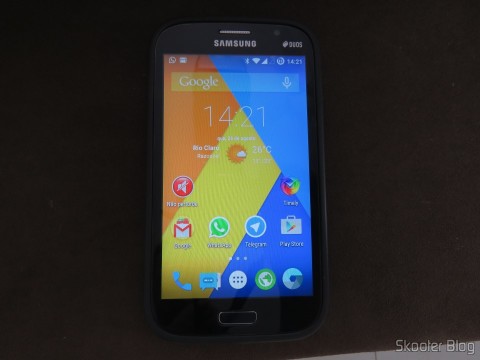 Samsung Galaxy Grand Duos rodando o CyanogenMod 12 (Android 5.0.2 - Lollipop)