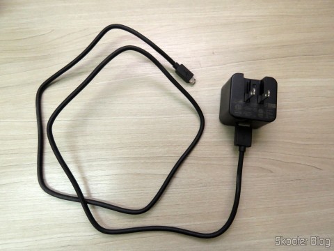 Carregador e cabo do JBL Flip 2